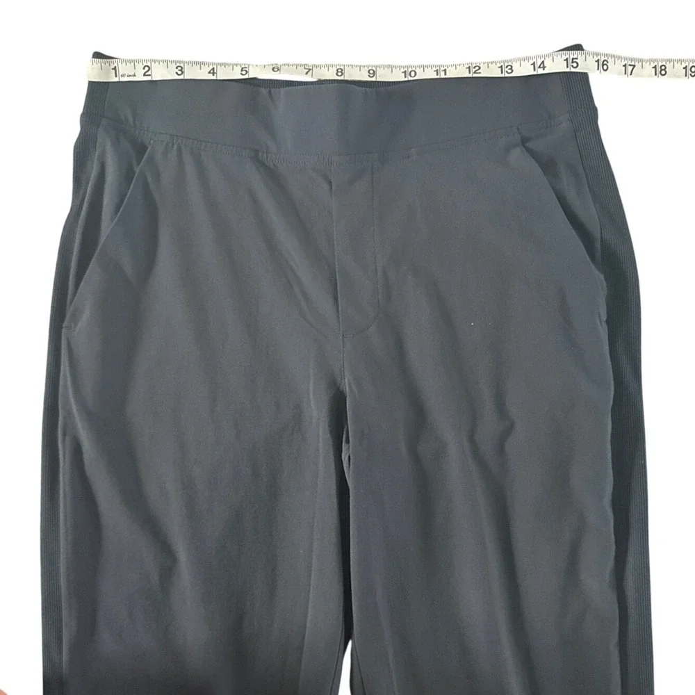 ATHLETA Brooklyn Ankle Pant Black Pants 10 Stretch Tapered Travel #198671 $99 - Picture 5 of 12